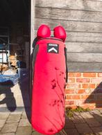 Boksbal met bokshandschoenen, Enlèvement, Punching-ball