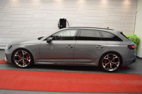 NEW RS4 COMPETITION PLUS 450PK MEGA VOL/PANO/HEAD/20/B&O-15%, Autos, Audi, Entreprise, Achat, RS4, Caméra 360°, 4x4, Caméra de recul