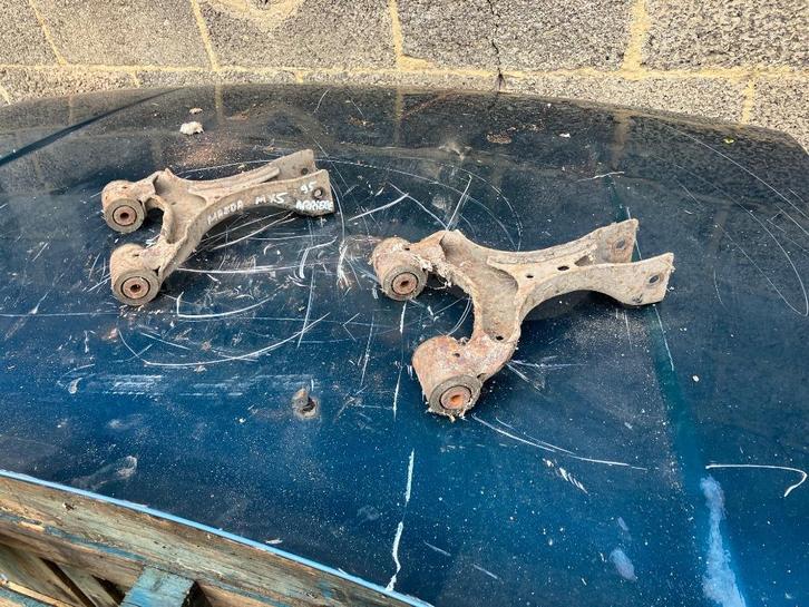 Mazda mx 5 Achterste triangle, Auto-onderdelen, Ophanging en Onderstel, Mazda, Gebruikt, Ophalen
