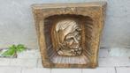 Assiettes en bois avec personnages sculptés à la main 15€, Antiquités & Art, Enlèvement