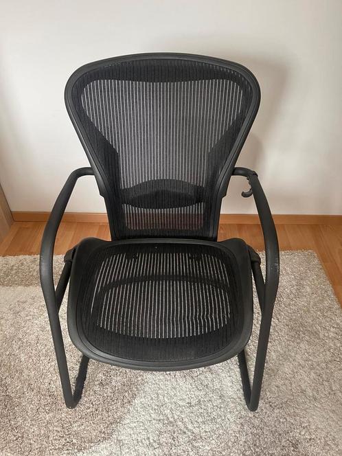 Herman Miller AE500P Aeron Side Chair, Huis en Inrichting, Fauteuils, Zo goed als nieuw, Ophalen
