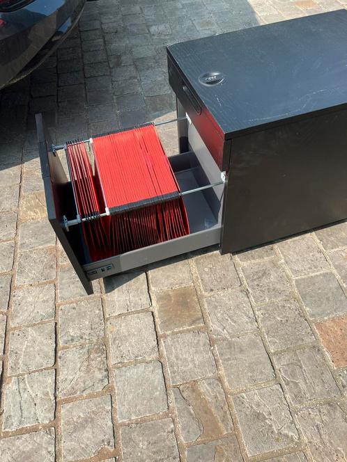 Bureau - documentenopbergkast, Diversen, Bureau-accessoires, Zo goed als nieuw, Ophalen