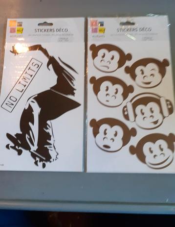 2 paquets sticker noir roller et tête de singe  beschikbaar voor biedingen