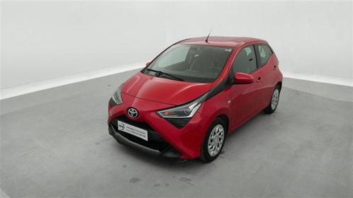 Toyota Aygo 1.0VTT-i X-PLAY2 AUTOMATIQUE (bj 2020), Auto's, Toyota, Bedrijf, Te koop, Aygo, Benzine, Stadsauto, Automaat, Rood