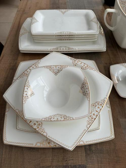 Serviesset, servies set, servies, Huis en Inrichting, Keuken | Servies, Zo goed als nieuw, Ophalen