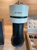 Nespresso vertuo next DēLonghi avec mousseur de lait, Electroménager, Comme neuf, Réservoir d'eau amovible