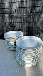 Porseleinen borden 27 cm diameter, Assiettes(s), Enlèvement, Utilisé, Autres styles