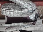 Licht grijze/ zilveren jas met kap, Garçon ou Fille, Enlèvement, Utilisé, Manteau