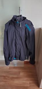 Syperdry Windcheater Jas Medium Zwart met blauwe accenten Ge, Kleding | Heren, Jassen | Zomer, Ophalen of Verzenden, Zo goed als nieuw