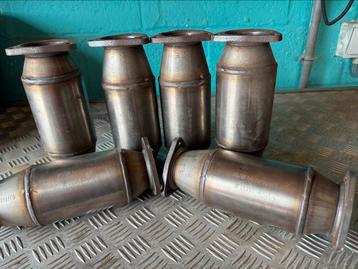 6 catalyseurs HJS Motorsport neuf beschikbaar voor biedingen