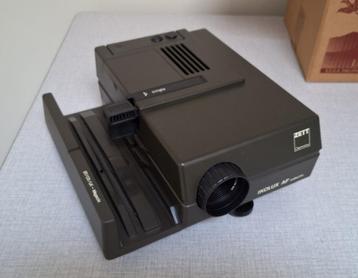 Projecteur diapositive ZETT beschikbaar voor biedingen