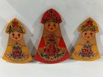Russische 3 handgeschilderde pop babouchka , 35 cm hoog, Verzamelen, Poppetjes en Figuurtjes, Ophalen of Verzenden, Zo goed als nieuw