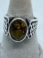 Zilveren heren ring met zultanite., Handtassen en Accessoires, Ringen, Overige kleuren, 20 of groter, Nieuw, Ophalen of Verzenden