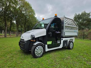 golfcar golfkar legier met baanpapieren  beschikbaar voor biedingen