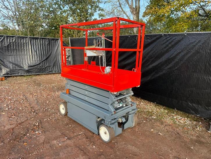 Schaarlift Skyjack 8m., Doe-het-zelf en Bouw, Lieren en Takels, Ophalen