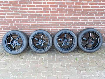 Rays Gram Lights 57C 17" x 8.5j Hankook F200 slicks beschikbaar voor biedingen