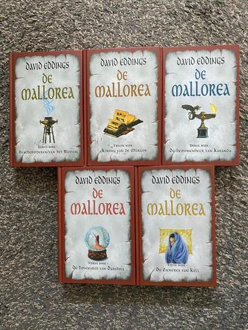 DAVID EDDINGS DE KRONIEKEN VAN MALLOREA DE COMPLETE SET IN G beschikbaar voor biedingen