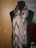 Sjaal / Bruin, Kleding | Dames, Mutsen, Sjaals en Handschoenen, Ophalen of Verzenden, Gedragen, Sjaal