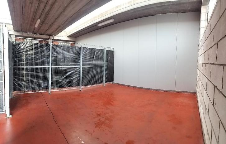 Mooie Opslagruimte - Meubelopslag - Loods te huur 25 m², Immo, Garages & Places de parking, Province de Flandre-Orientale
