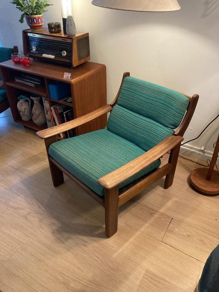 2 gerestaureerde 'mid century modern' vintage lounge stoelen, Huis en Inrichting, Stoelen, Zo goed als nieuw, Twee, Hout, Stof