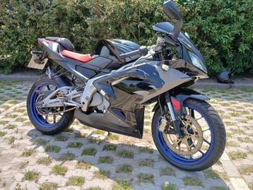 Originele Aprilia RS 125 RS125 van 2006 nette staat  beschikbaar voor biedingen