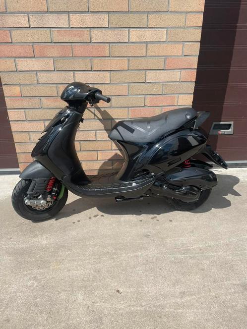 Piaggio zip 180cc malossi stage 2, Fietsen en Brommers, Scooters | Piaggio, Zip, Ophalen