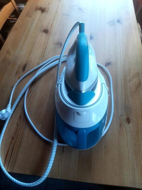 Centrale vapeur Domo DO7103 S, Elektronische apparatuur, Strijkijzers en Strijkplanken, Gebruikt, Strijkijzer met snoer, Ophalen