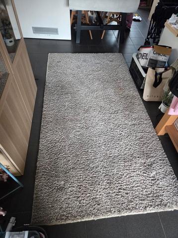 tapijt beschikbaar voor biedingen