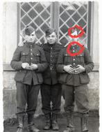 Zoek naar deze abbl-insignes uit 1940, Verzamelen, Ophalen of Verzenden