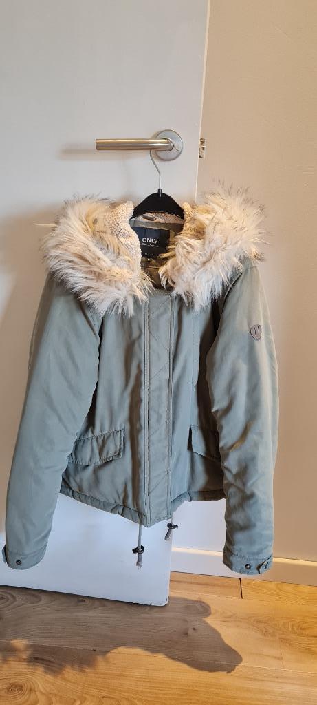 "Only" jas, korte parka (maat M), Kleding | Dames, Jassen | Winter, Zo goed als nieuw, Maat 38/40 (M), Ophalen of Verzenden