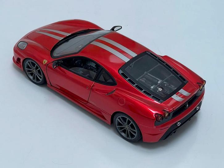 Ferrari 430 Scuderia Hot Wh. elite 60th anniversary edition., Hobby en Vrije tijd, Modelauto's | 1:18, Gebruikt, Auto, Hot Wheels