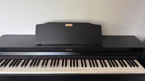 Roland digital piano HP504 + piano kruk + piano boeken, Muziek en Instrumenten, Piano's, Zo goed als nieuw, Piano, Ophalen