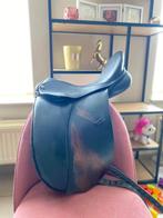 Zadel 17inch, Dieren en Toebehoren, Paarden en Pony's | Zadels, Ophalen, Zo goed als nieuw