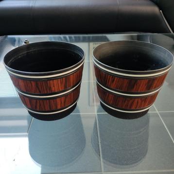 Retro vintage bloempot(ten) beschikbaar voor biedingen