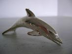 beeldje dolfijn in metaal 7.5cm lang, Verzamelen, Ophalen of Verzenden, Zo goed als nieuw, Dier