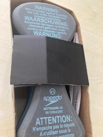 Pullbuoy beschikbaar voor biedingen