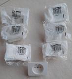 Stopcontacten Niko, Doe-het-zelf en Bouw, Elektriciteit en Kabels, Ophalen, Nieuw, Stopcontact