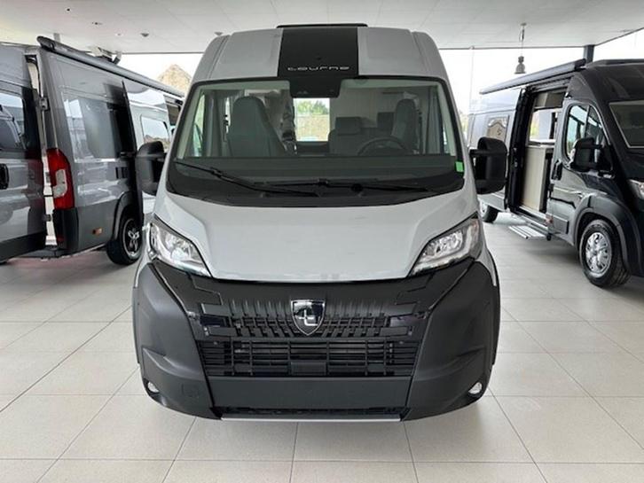Peugeot Boxer Campervan Tourne Cruise 6m, Autos, Peugeot, Entreprise, Boxer, ABS, Airbags, Air conditionné, Bluetooth, Verrouillage central