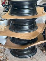 Originele Stalen velgen 16" bmw met wieldelsels E81, Auto-onderdelen, Banden en Velgen, Ophalen, Velg(en), 16 inch, Nieuw