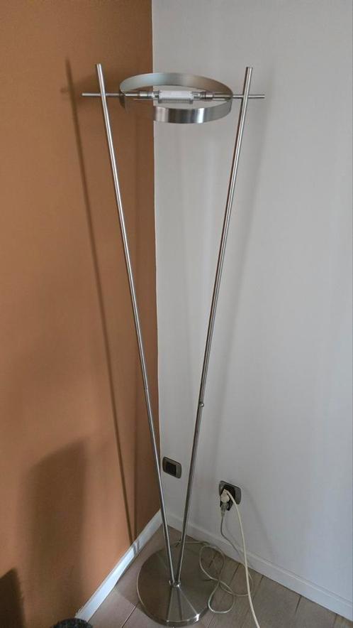 Decoratieve vloerlamp (Massive), eventueel Hue bedienbaar!, Huis en Inrichting, Lampen | Vloerlampen, Zo goed als nieuw, Ophalen