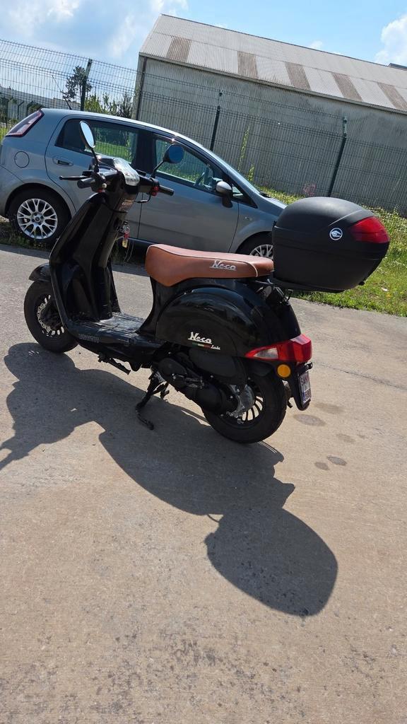 Neco lola, Vélos & Vélomoteurs, Vélomoteurs & Scooters bridés, Enlèvement