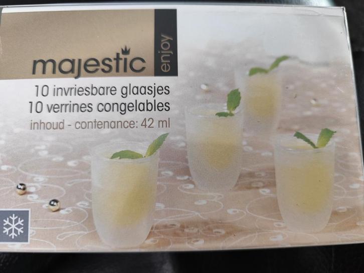 Glaasjes invriesbaar, 10 stuks, 42 ml. Voor aperitief of..., Huis en Inrichting, Keuken | Servies, Nieuw, Ophalen