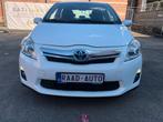 Toyota auris 1.8 hybride _  73kw / GPS _ CAMERA _garantie!!, Euro 5, Stof, Zwart, 4 cilinders