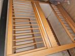 Stapelbed voor baby peuter met 2 matrassen, Huis en Inrichting, Ophalen, Gebruikt, Stapelbed