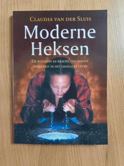 C. van der Sluis - Moderne heksen, Boeken, Esoterie en Spiritualiteit, Zo goed als nieuw, Ophalen of Verzenden