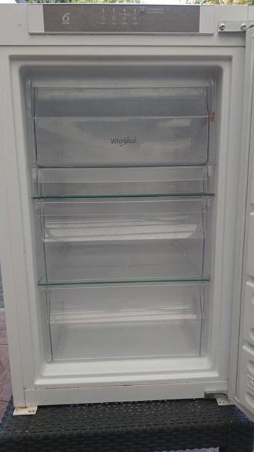 Diepvries Whirlpool 6th sense (h=86cm inbouw), Elektronische apparatuur, Vriezers en Diepvrieskisten, Ophalen, Gebruikt, Inbouw