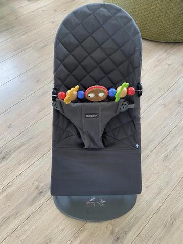 Wipper BabyBjörn met speelgoed Little Dutch en beschermhoes beschikbaar voor biedingen
