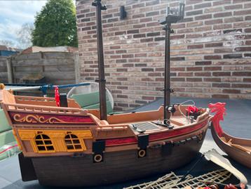 Piratenboot en vikingschip playmobil beschikbaar voor biedingen