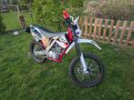 AJP PR3 240 Enduro 2017 gekeurd, Vélos & Vélomoteurs, Cyclomoteurs | Cyclomoteurs de cross, Autres marques, 5 vitesses, Enlèvement