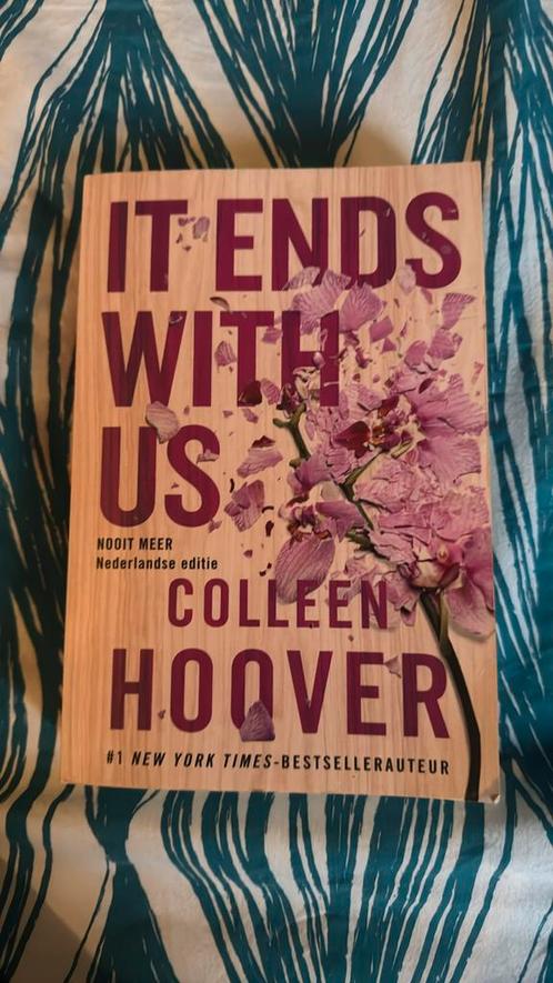 Colleen Hoover - It ends with us, Boeken, Literatuur, Zo goed als nieuw, Ophalen